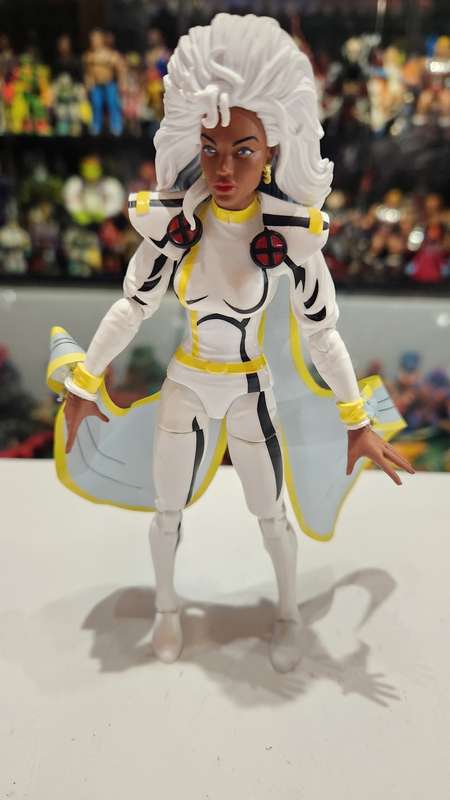 Marvel Legends 97 X-Men Storm Action Figure