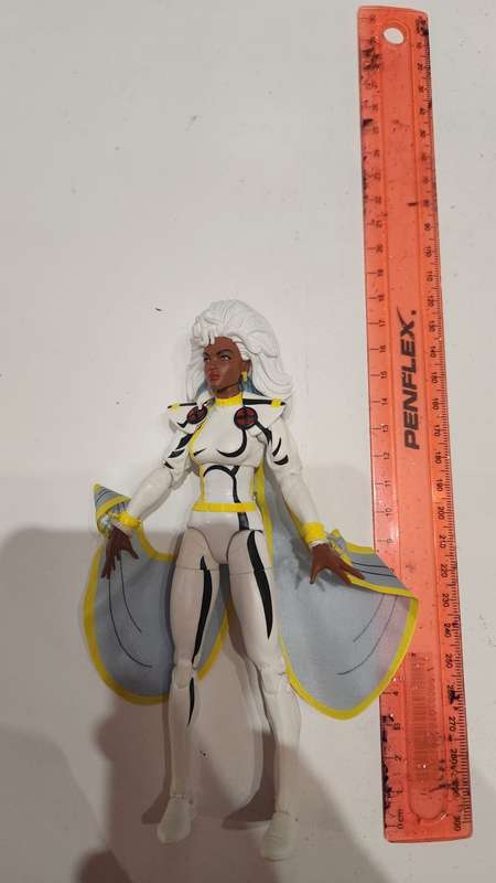 Marvel Legends 97 X-Men Storm Action Figure