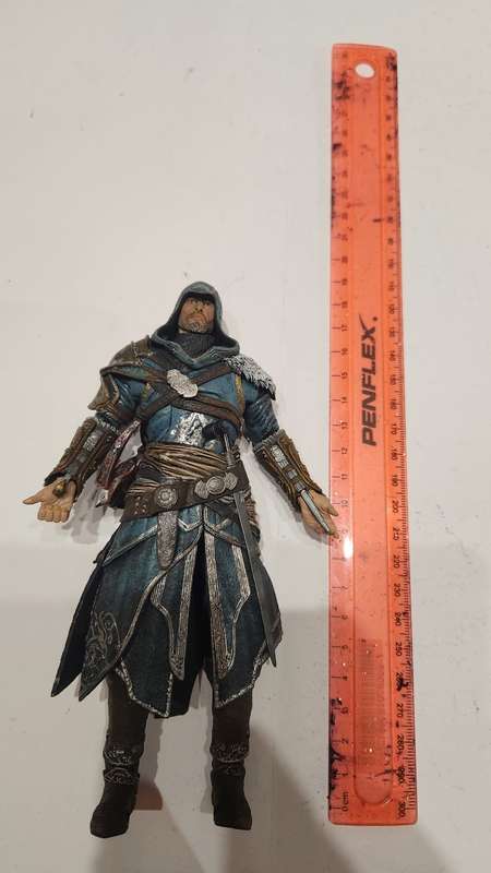 Neca Assassins Creed Revelations Ezio Auditore Action Figure