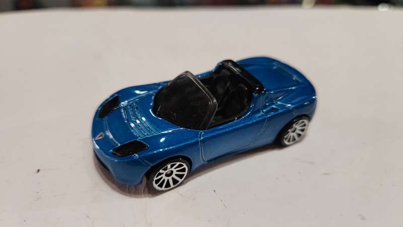 2008 HotWheels Tesla Roadster