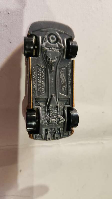 2010 HotWheels Gold Corvette