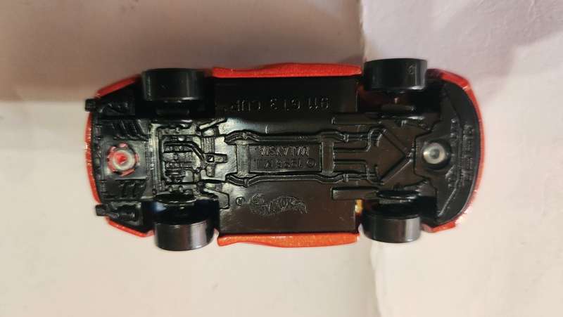 1998 HotWheels 911 GT3 cup