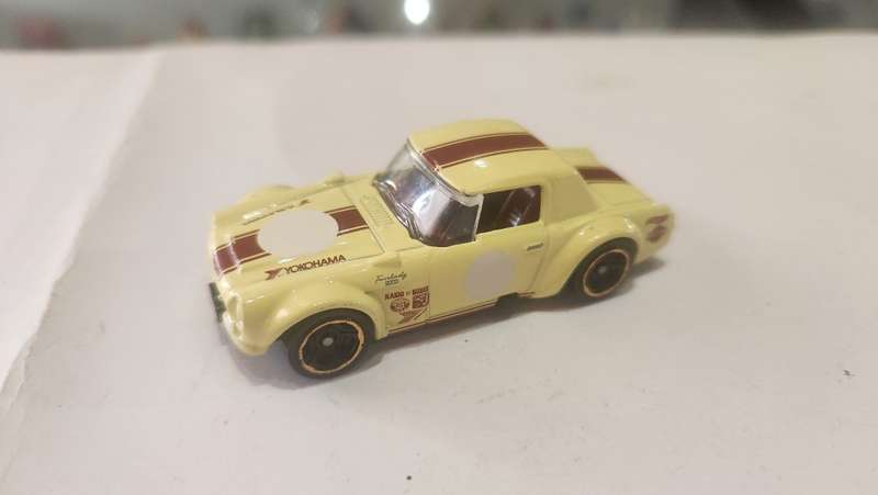 2016 HotWheels Fairlady
