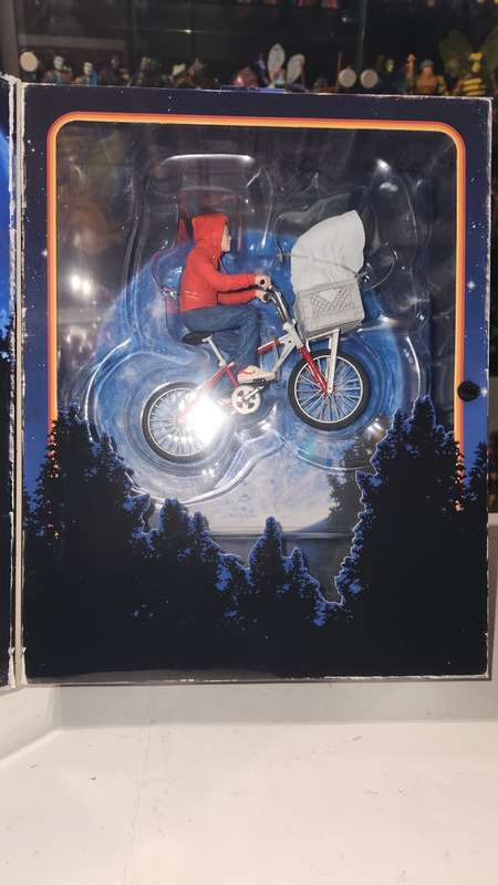 Moc Neca E.T & Elliott With Bicycle