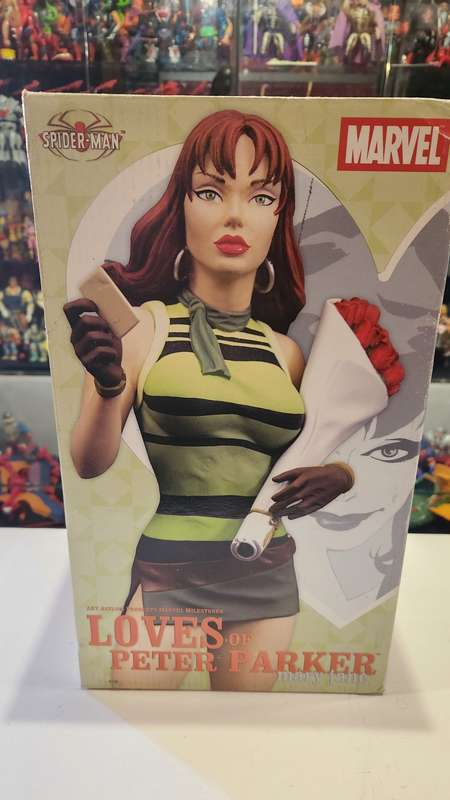 Boxed Diamond Select Art Asylum Mary Jane Action Figure