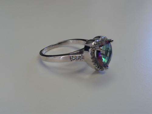 Beautiful Austrian Crystal ring