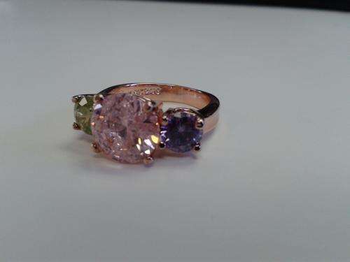 Gorgeous Austrian rose gold ring