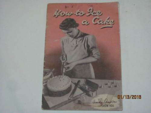 How to Ice a Cake ... let Anne Anson show you