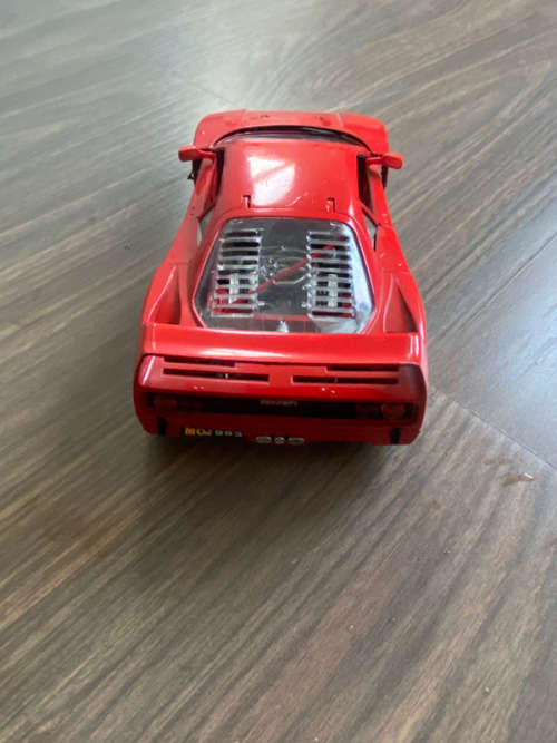 1:18 BURAGO ORIGINAL Ferrari F40 1987 Scale Model Red (Metal body)
