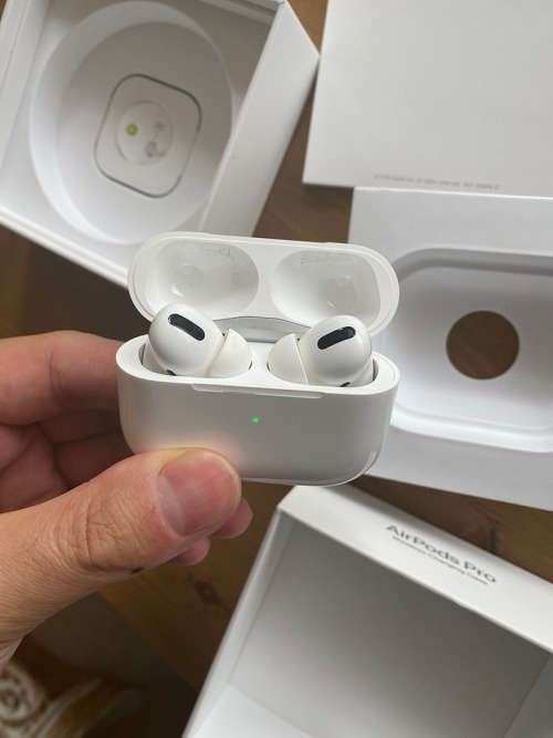 Apple AirPods Protective With Cover