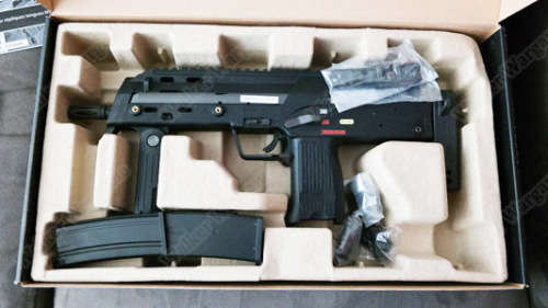 WE SMG8 MP7 Green Gas Blow Back SMG - Black New Model