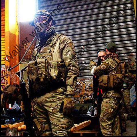 Combat Set Shirt & Pants Build in Elbow & Knee Pads - US Speical Force Multi Camo Size 2XL
