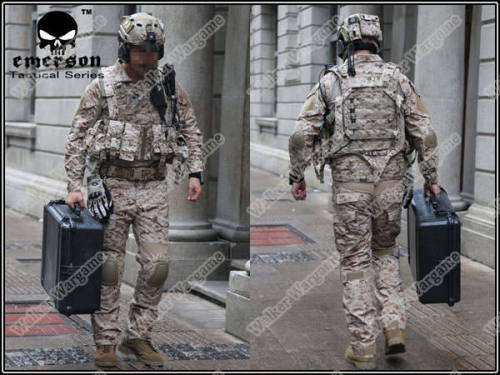Combat Set Shirt & Pants Build in Elbow & Knee Pads - US Navy Seal AOR1 Digital Desert Camo L