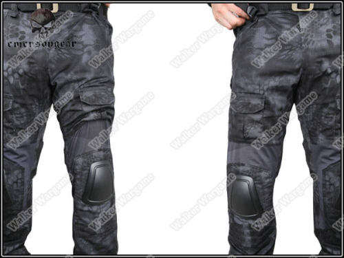 Combat Set Shirt & Pants Build in Elbow & Knee Pads - Night OPS Black TYP Typhon Camo Size L