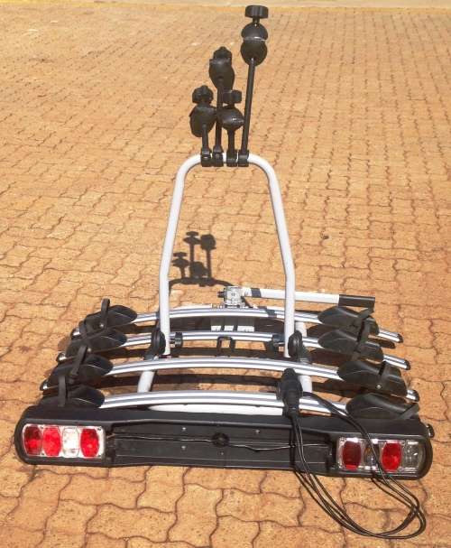 Evo Bicycle Carrier (Bike Rack) for 4 Bikes - Tow bar mount - Fully Lockable