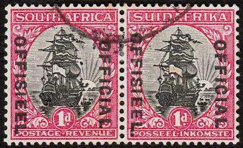 SA 1930 OFFICIALS 1d USED PAIR SHOWING STOP AFTER OFFISIEEL ON AFRIKAANS STAMP. C/V R500