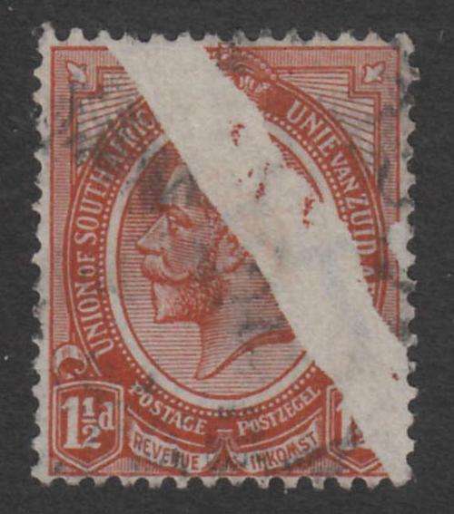 SA 1913 KING'S HEADS 1.5d WITH MAJOR INTERUPTED PRINTING USED.