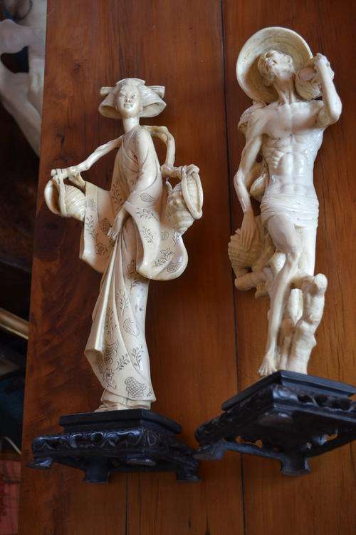 TALL PAIR ORIENTAL RESIN FIGURINES ON STANDS