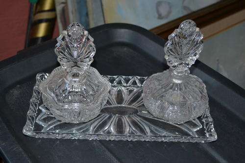VINTAGE GLASS PERFUME BOTTLE DRESSING TABLE SET