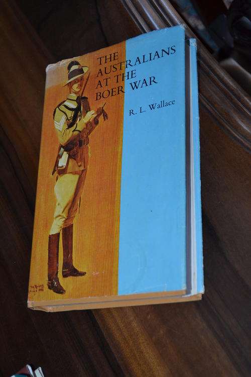 BOOK THE AUSTRALIANS AT THE BOER WAR R L WALLACE