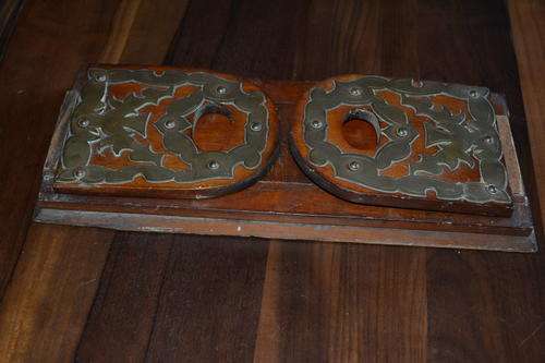 ANTIQUE WOOD AND BRASS EXPANDABLE SLIDING BOOK ENDS
