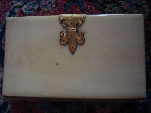GORGEOUS IVORY  & LEATHER VICTORIAN BOOK OF COMMON PRAYER