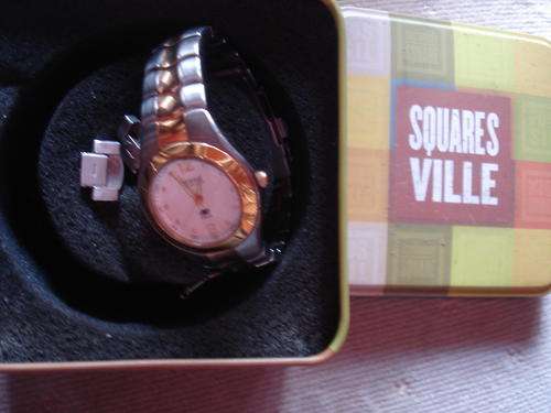 LADIES TWO TONE  FOSSIL   WATCH WITH CASE RUNNING NICELY