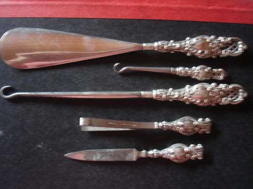 HALLMARKED SILVER ART NOUVEAU ITEMS