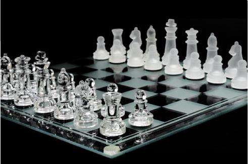 Glass Chess set with clear and frosted glass pieces