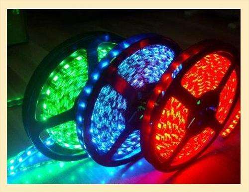 New 5 Metre 300 LED Strip Light RGB, waterproof + controller
