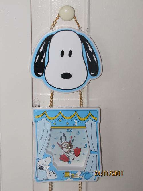 SNOOPY Hanging Clock & Photo Frame