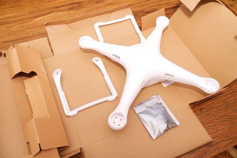 DJI Phantom 3 Pro Shell & 2 Pairs of Legs