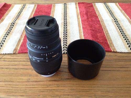 Sigma 70-300mm f/4-5.6 DG Macro Lens-Nikon