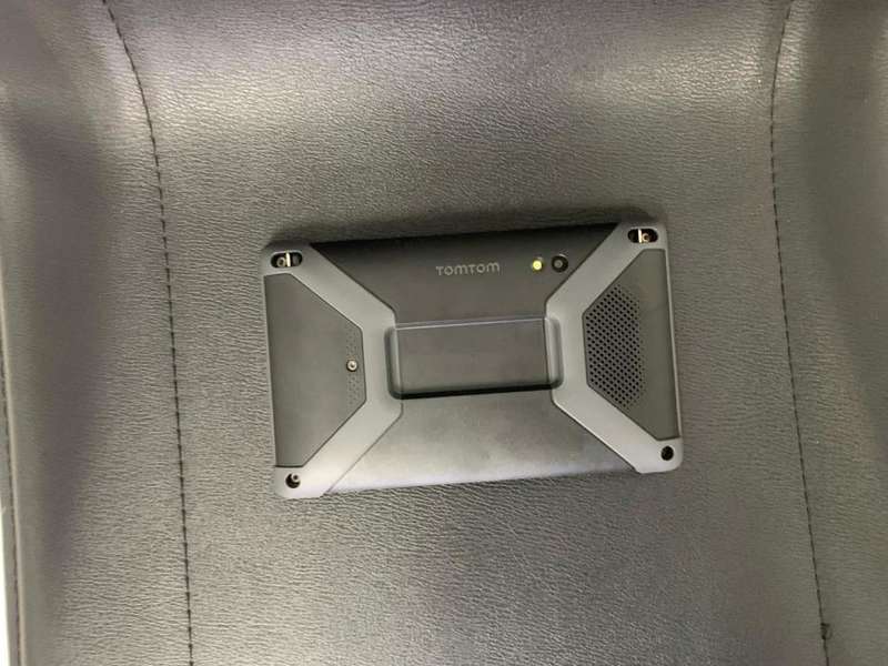 Tomtom  navigator  Bridge WITH SIM OPTION