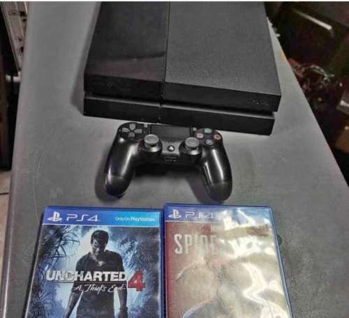 Playstation 4 console