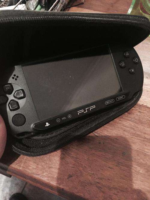 Psp with pouch