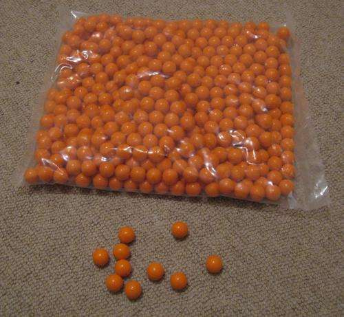 Bright Orange Paintballs .68 caliber (pack of 100 paintballs)!