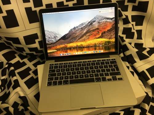 Macbook Pro 13inch Mid 2013 2.6ghz 500gb