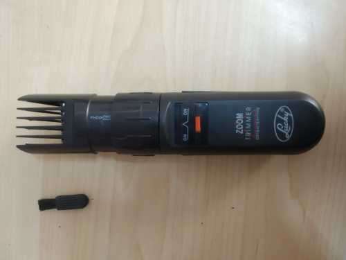 ONE BID FOR 10 TRIMMERS LUCKY ZOOM SUPA SHAVE TRIMMERS
