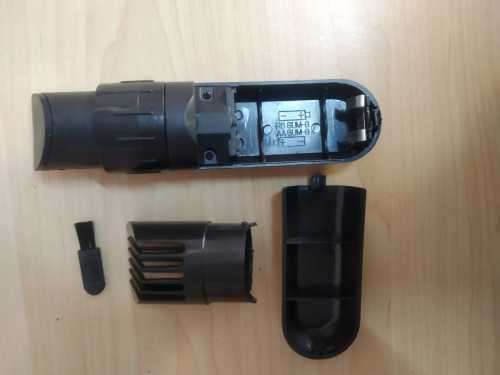 ONE BID FOR 10 TRIMMERS LUCKY ZOOM SUPA SHAVE TRIMMERS