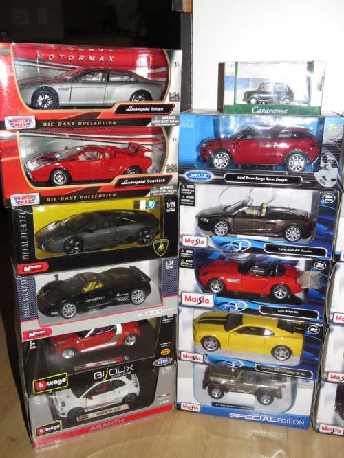 16 Die Cast Models Collection For Sale