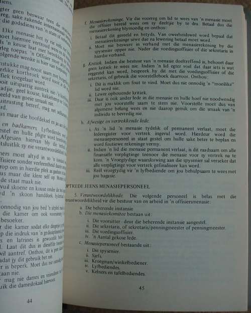 SA Army training manual - Die Offisier as Heer (Officer as a Gentleman) Saldanha Military Academy