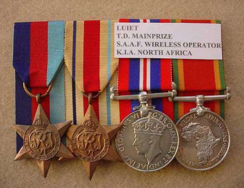 SAAF Death Plaque, 39-45 & Africa Stars, War & Africa Service Medals to Lt T.D.Mainprize - Rhodesian