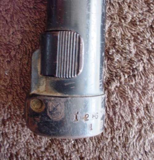 South African Army FAL FN-R1 socket bayonet in scabbard, with bayonet frog Union of SA stamp