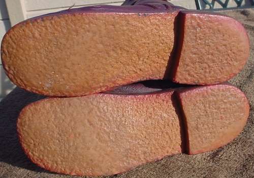 Rhodesian Army brown leather boots, outside sole 29cm long x 10 wide (Rhodesia Bush War)