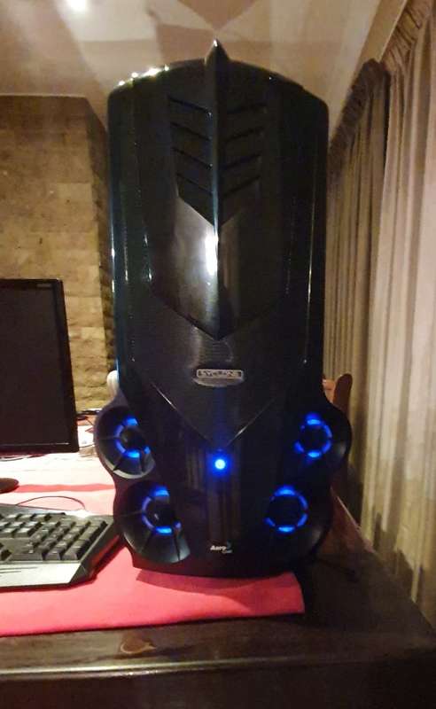 Gaming PC (complete setup)