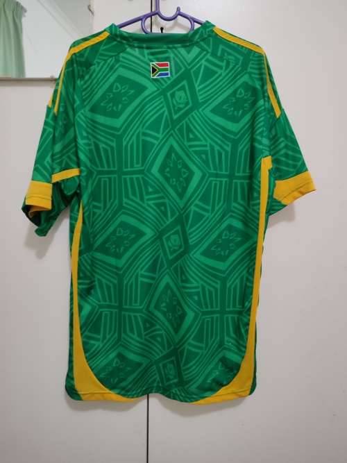 Men`s second hand Bafana Bafana 2010 away jersey, size L.