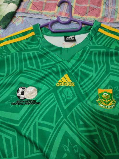 Men`s second hand Bafana Bafana 2010 away jersey, size L.