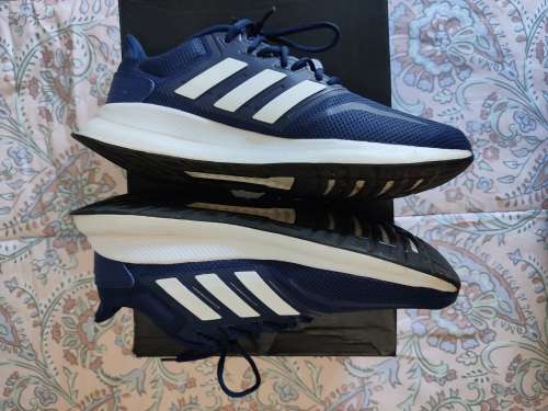 Men's Adidas Falcons, UK size 9.