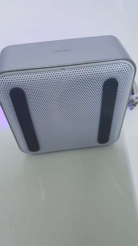 BLUETOOTH SPEAKER